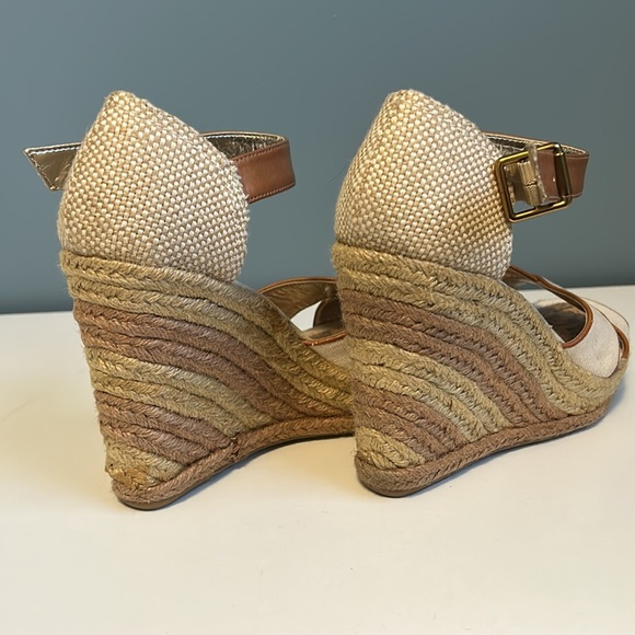 Ann Taylor Loft Size 8 M Cream & Tan Wedge Espadrille Sandals With Ankle Strap - Picture 2 of 4